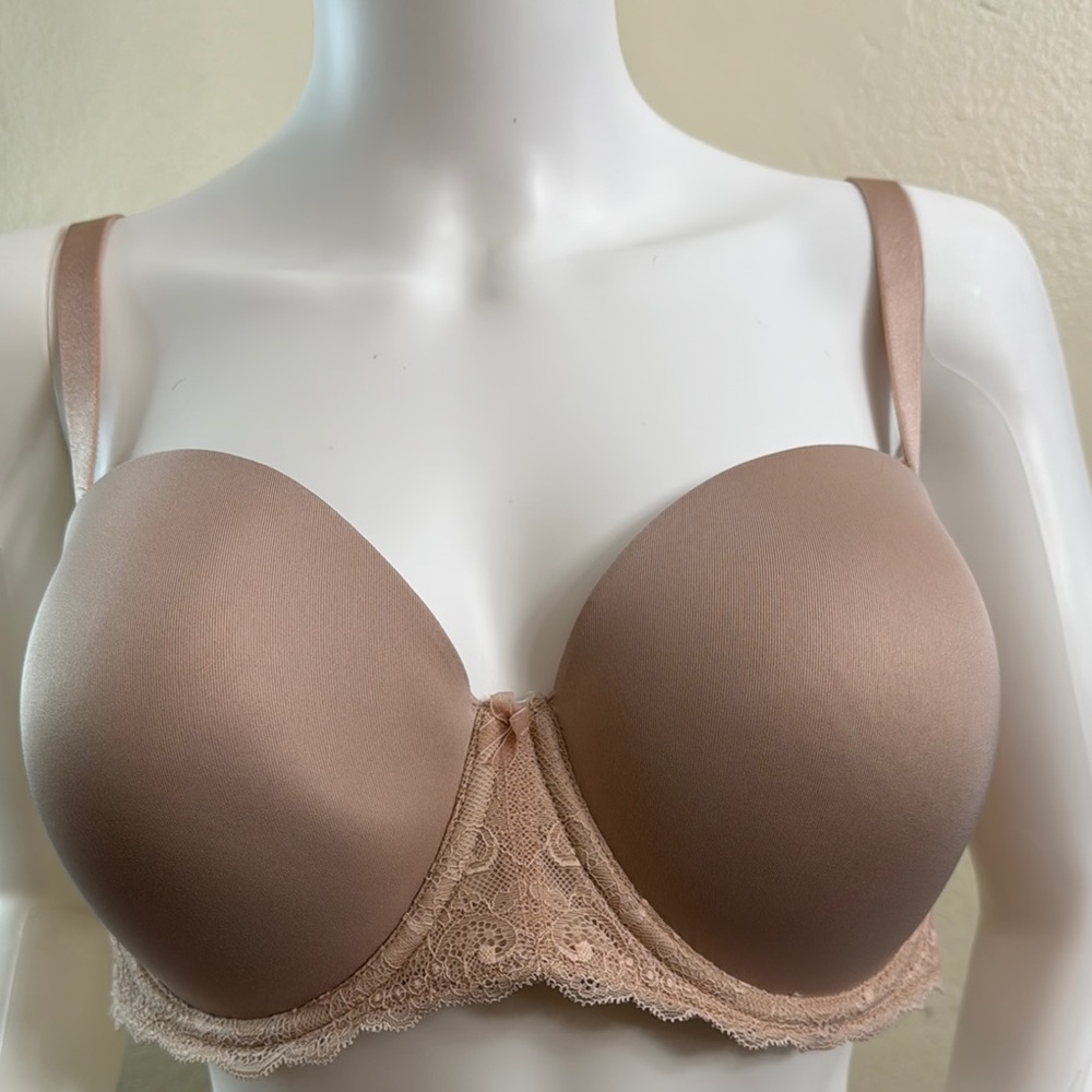 Torrid Bombshell Everyday Strapless Bra size 38DD